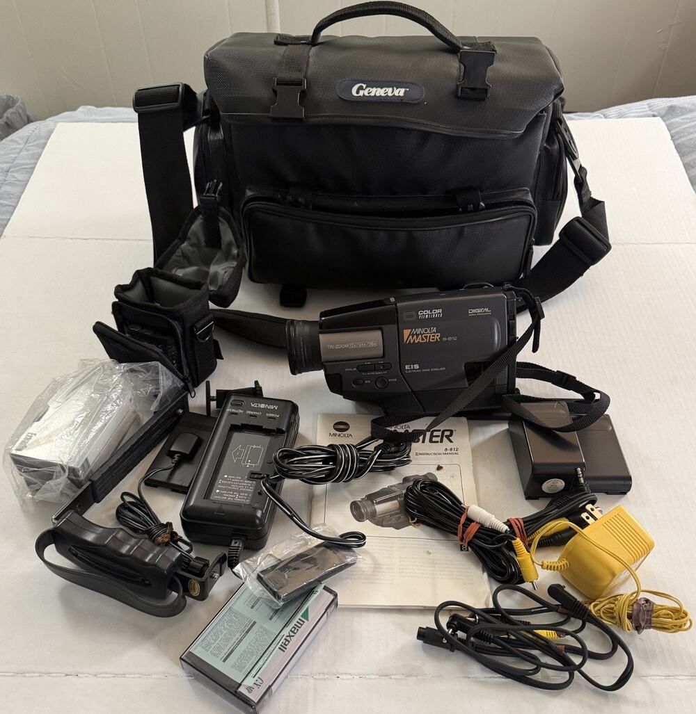 Vintage Minolta Master 8-812 CamCorder Works